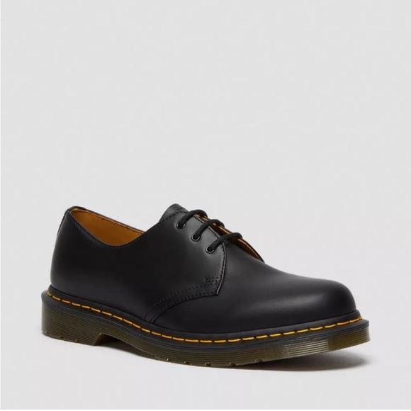 Dr. Martens Shoes - Black Dr. Marten 1461 Classic Oxfords